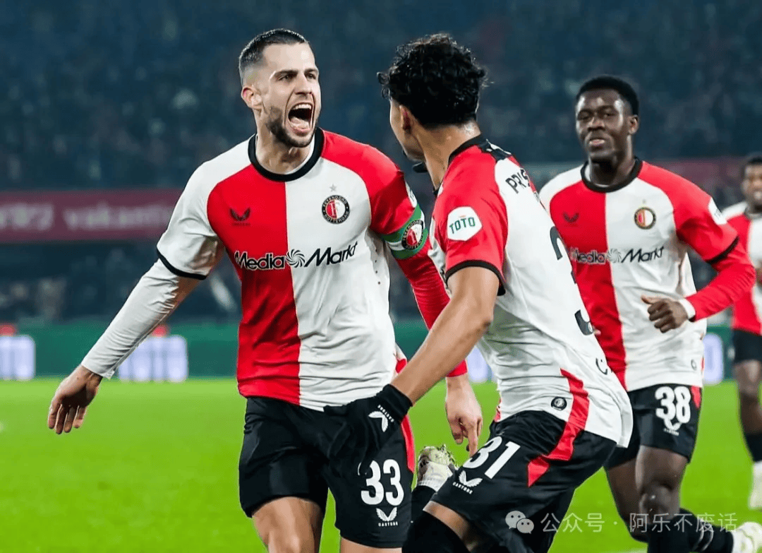 刚刚！今晚山东泰山状态回暖清晨菲尼克斯太阳调整名单以备德国杯，转折点费耶诺德战术微调