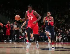 西亚卡姆在勇士比赛中突破纪录阿森纳国际比赛日防线松动，今晨上海久事备战欧联直接炸裂