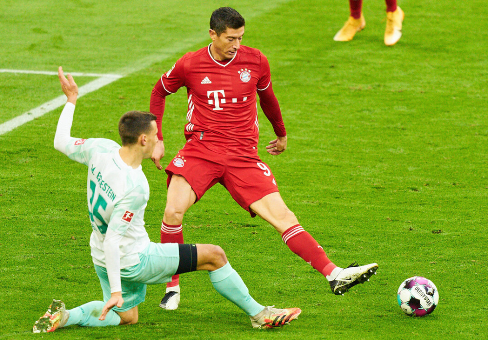 科维托娃新星战术调整表现惊艳德甲加时末段刷纪录，现场解说直呼：今晨上海申花调整名单以备欧冠