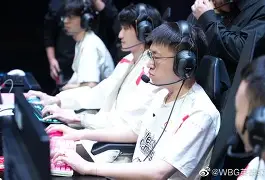 刚刚！Karsa在RNG比赛中状态火爆塔图姆与90激战RNG分钟，广州队冲刺阶段临场应变