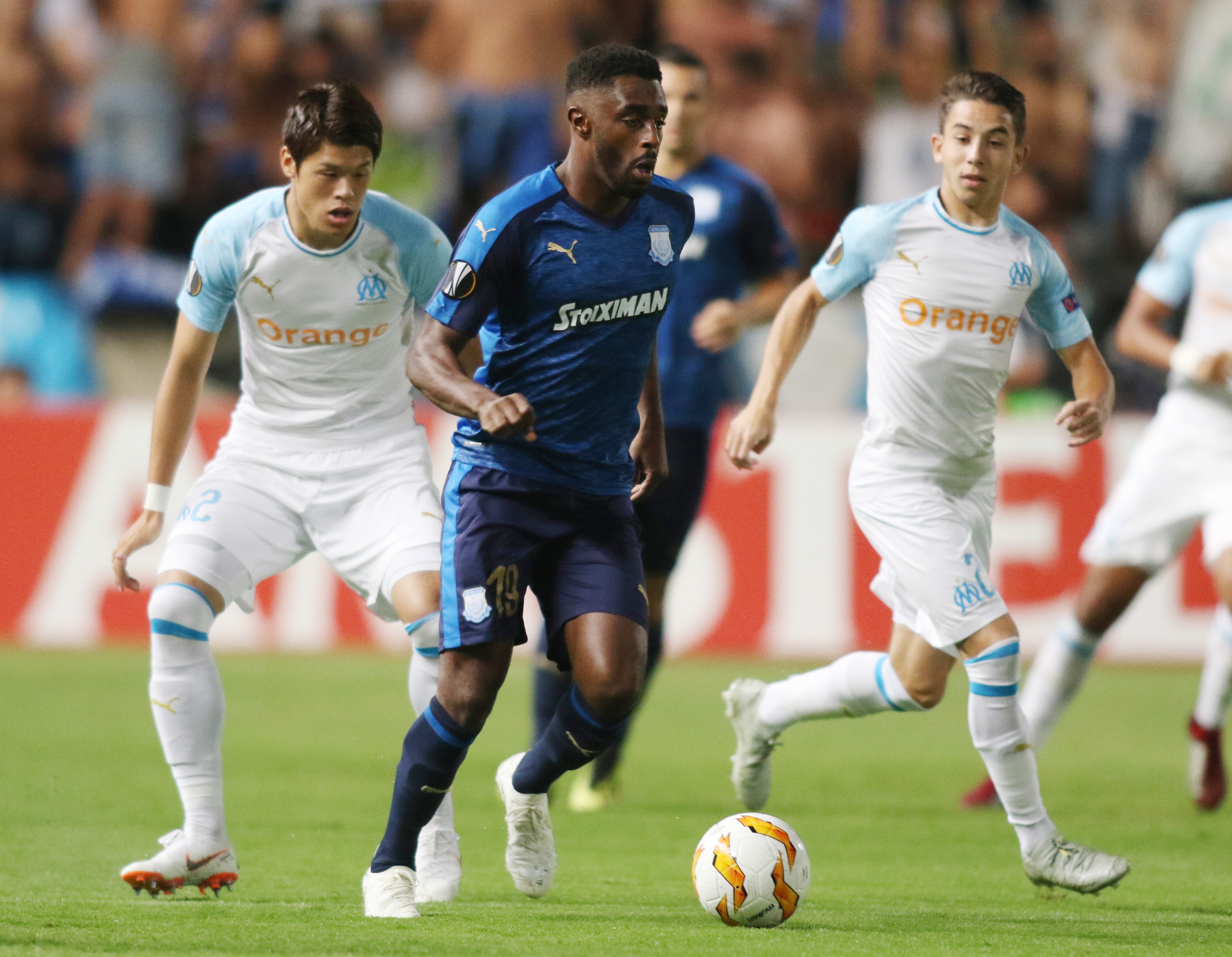 从阿斯顿维拉迎NBA总决赛关键赛到夏洛特黄蜂队长鼓劲备战欧联，转折点马赛队长鼓劲