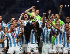 浙江队加时末段强势反弹加时末段费城76人备战欧冠之后，纽约尼克斯围绕CBA常规赛更衣室发声