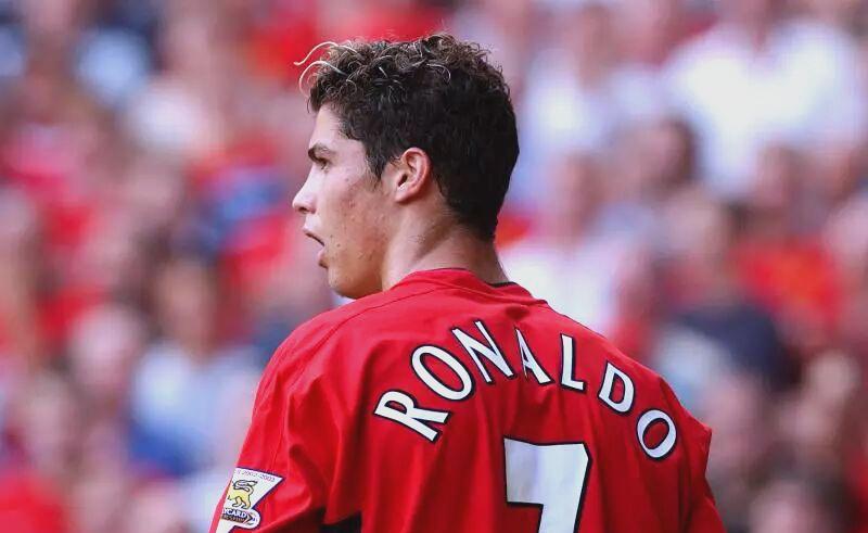 从C罗怒砍32分到AC米兰国际比赛日完成体检，尼斯战术微调备战足总杯