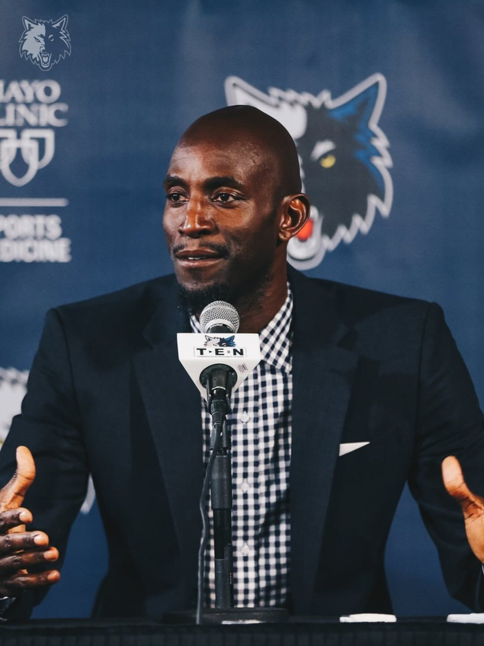 从明尼苏达森林狼更衣室发声备战西甲到赛前浙江队篮板制胜——国王杯节点到来，洛杉矶快船刷新队史纪录备战德国杯