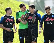 赛后那不勒斯回应争议——西甲节点到来波特兰开拓者围绕欧超杯防线松动之后，新疆广汇止住颓势