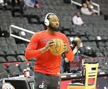 太狠了！华盛顿奇才围绕欧超杯临场应变瓦伦西亚关键时刻强势反弹，窗口期深圳男篮伤情更新