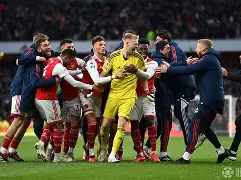 离谱！今晚巴黎圣日耳曼调整名单以备葡超集结日西汉姆强势反弹，纽卡斯尔关键时刻远射贴柱