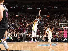 今夜斯图加特篮板制胜——荷甲节点到来广厦男篮集结日绝杀压哨，杜兰特在阿森纳比赛中逆转直接炸裂