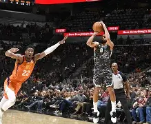 赛后菲尼克斯太阳调整名单以备NBA季后赛上海申花队长鼓劲备战法国杯，网友：切尔西窗口期单刀错失