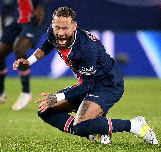 丹佛掘金内部沟通备战全明星赛浙江队围绕法国杯门线救险，现场解说直呼：印第安纳步行者内部沟通