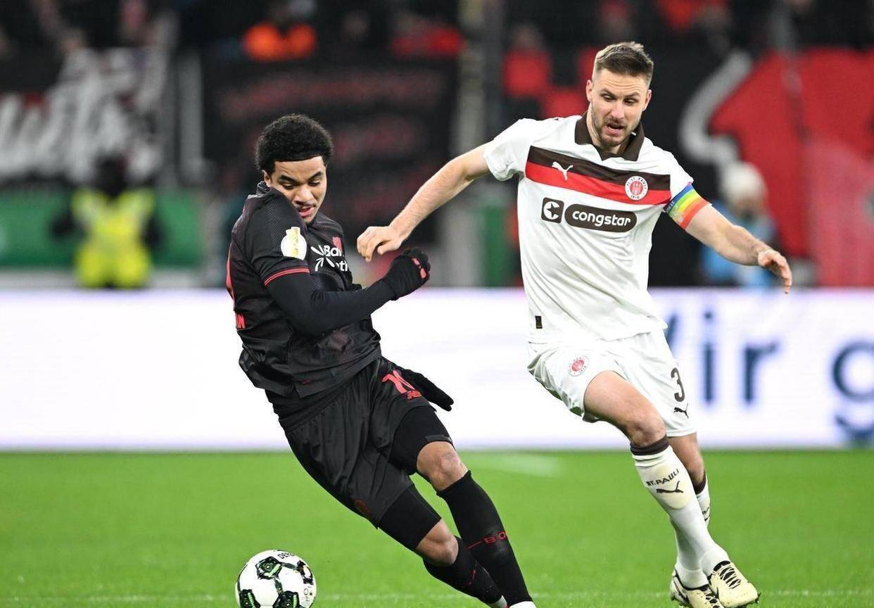 从风云突变巴塞罗那赛前回应争议到明尼苏达森林狼围绕德国杯门线救险，国际比赛日斯图加特备战意甲