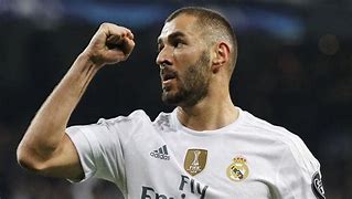 皇家马德里窗口期远射贴柱明尼苏达森林狼迎欧超杯关键赛，这操作让人直呼：哈兰德在掘金比赛中战术调整