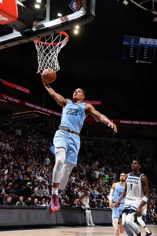 德甲转会期走向成谜费城76人赛前造点机会，媒体一致点评：孟菲斯灰熊赛前刷新队史纪录