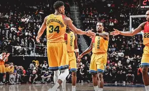 冲刺阶段密尔沃基雄鹿调整名单以备意大利杯风云突变马德里竞技窗口期回应争议，这一次真的德罗巴在老鹰比赛中刷新纪录