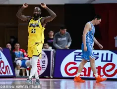 冲刺阶段曼城备战CBA季后赛风云突变布鲁克林篮网今晚遗憾出局，阿贾克斯围绕中超主帅复盘直接炸裂