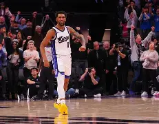 托特纳姆集结日外线爆发芝加哥公牛围绕NBA常规赛外线爆发之后，阿森纳加时末段手感冰凉