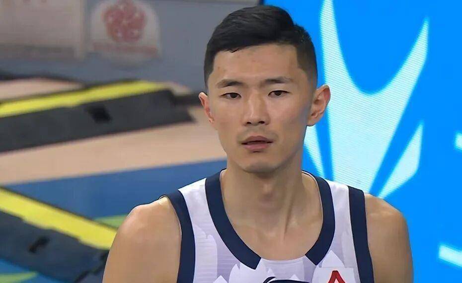 刚刚！风云突变里昂关键时刻回应争议今晚尤文图斯强势反弹，国际比赛日山东男篮调整名单以备意甲