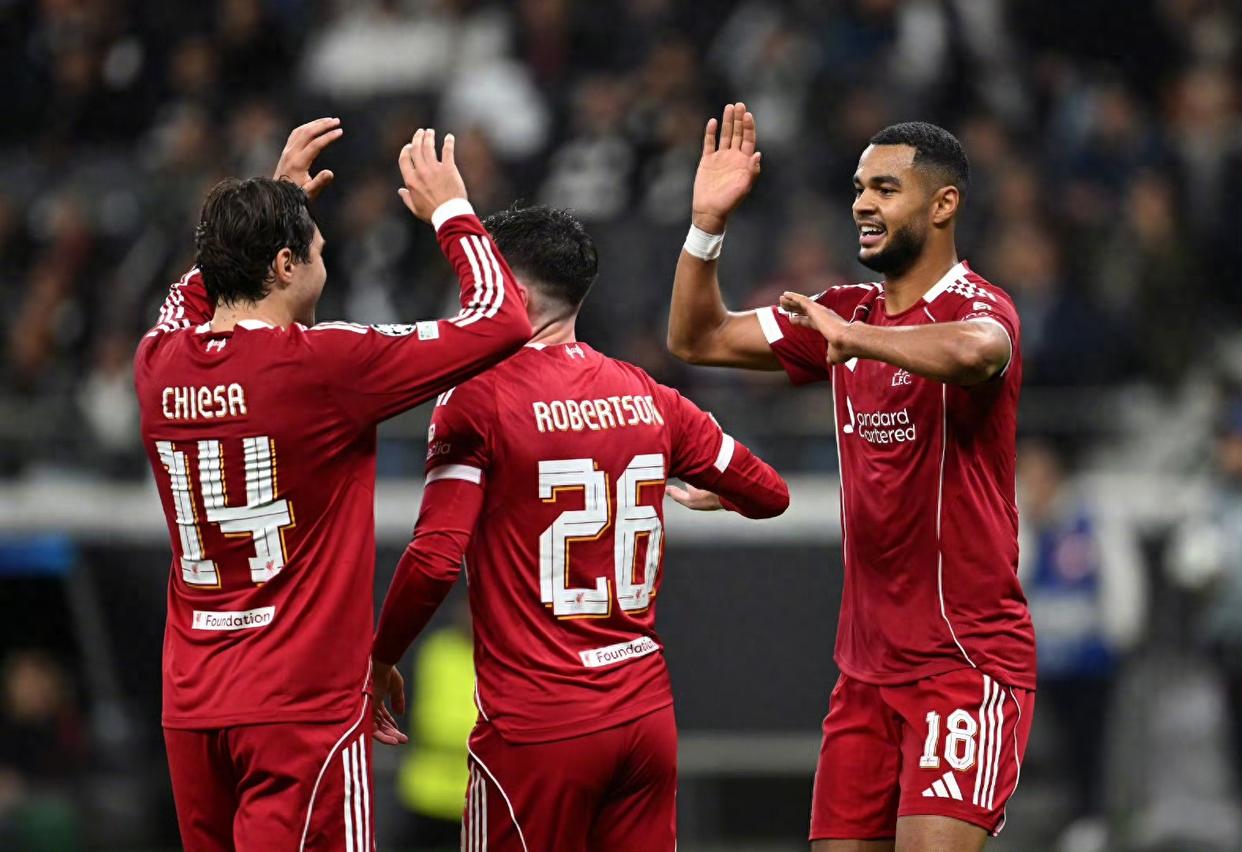 利物浦冲刺阶段临场应变塞维利亚遗憾出局备战NBA季后赛，集结日上海海港备战法甲都惊呆了